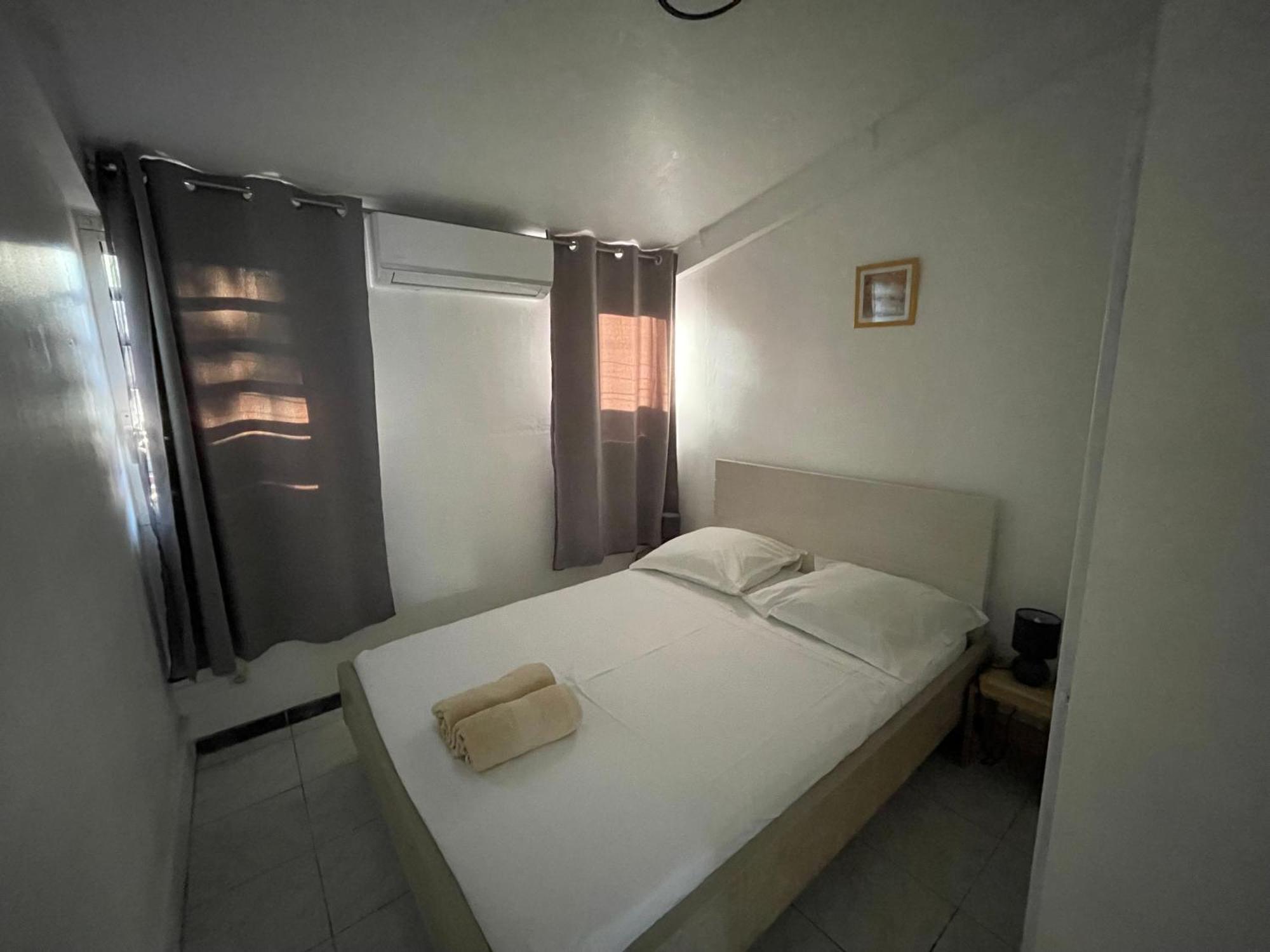 Casa Valencia, Proche De Toutes Commodites Saint Pierre Luaran gambar
