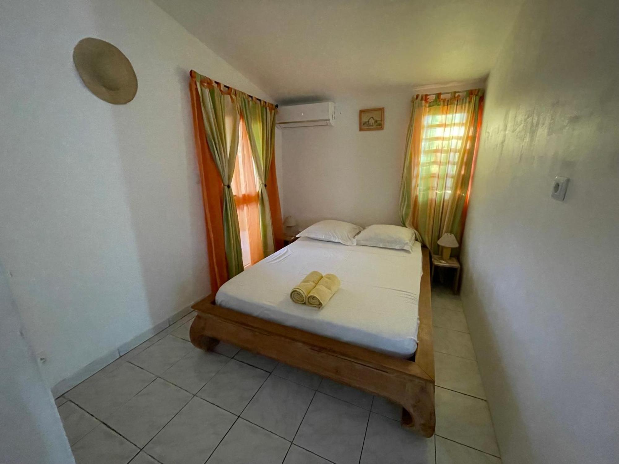 Casa Valencia, Proche De Toutes Commodites Saint Pierre Luaran gambar