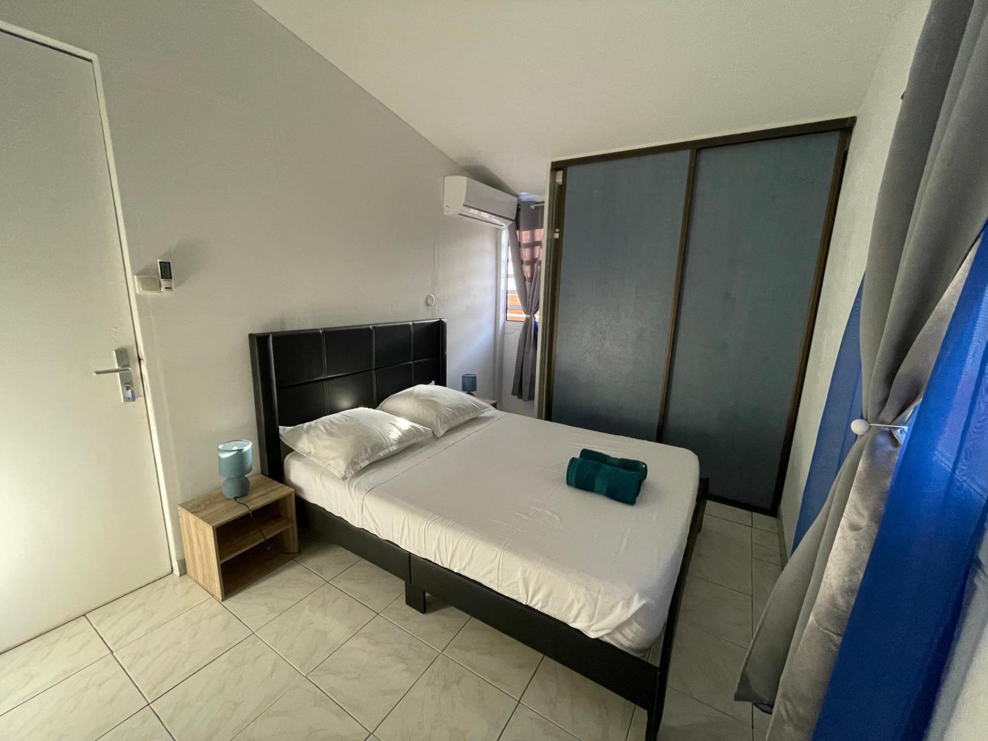 Casa Valencia, Proche De Toutes Commodites Saint Pierre Luaran gambar